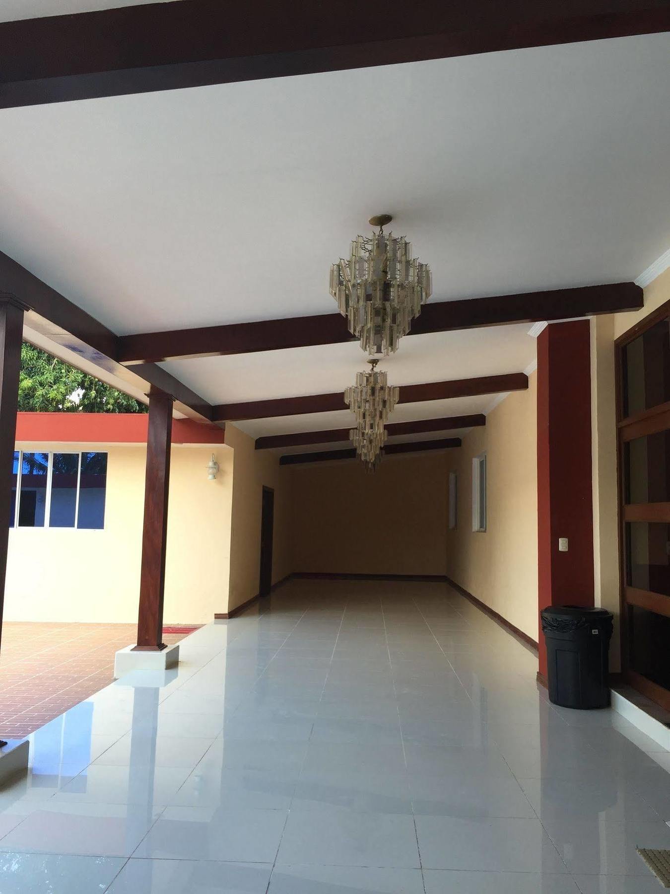 Hotel Las Palmeras Sonzacate Exterior photo